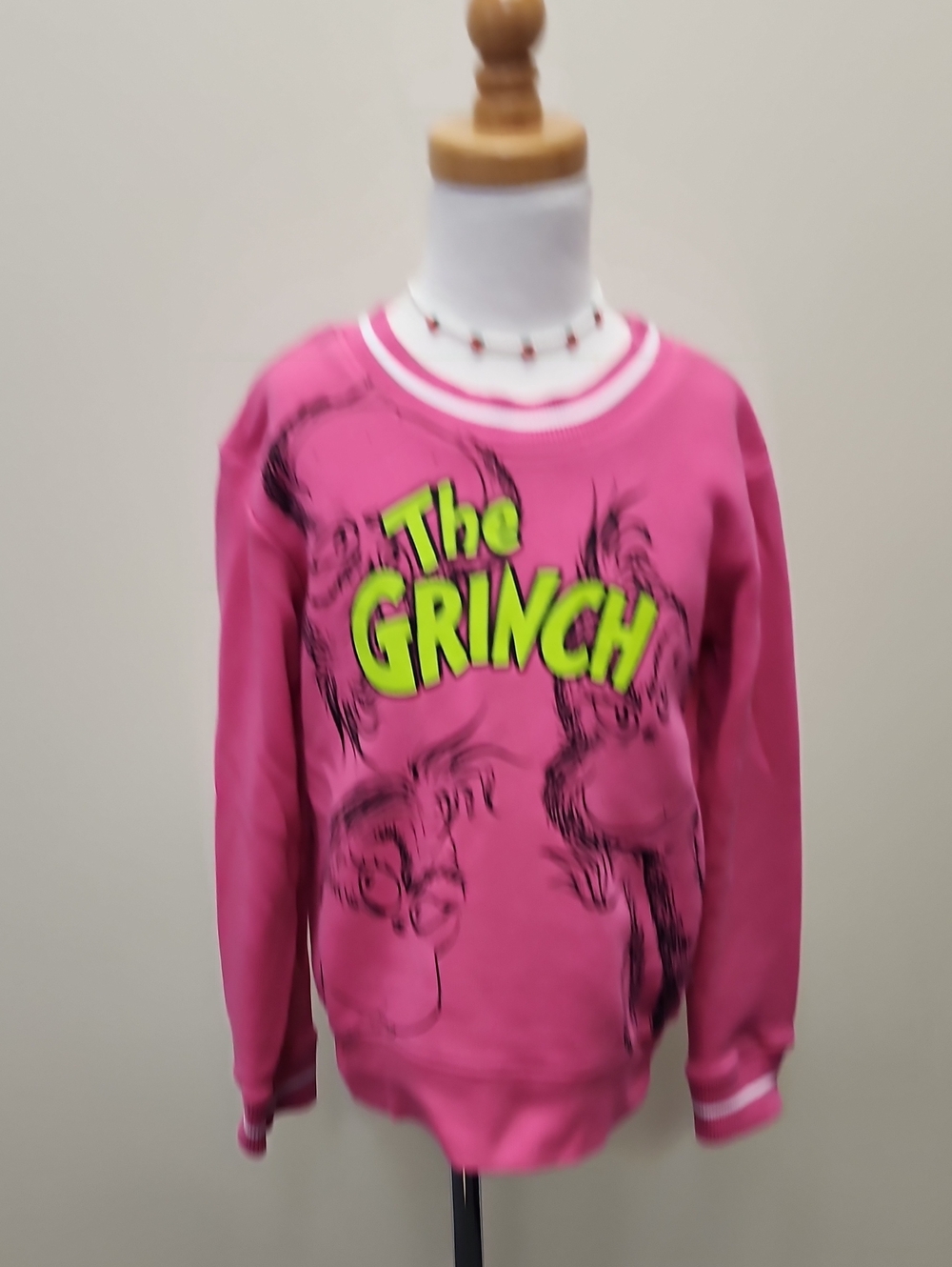 The Grinch Pink Graphic Sweatshirt Girls Size 7